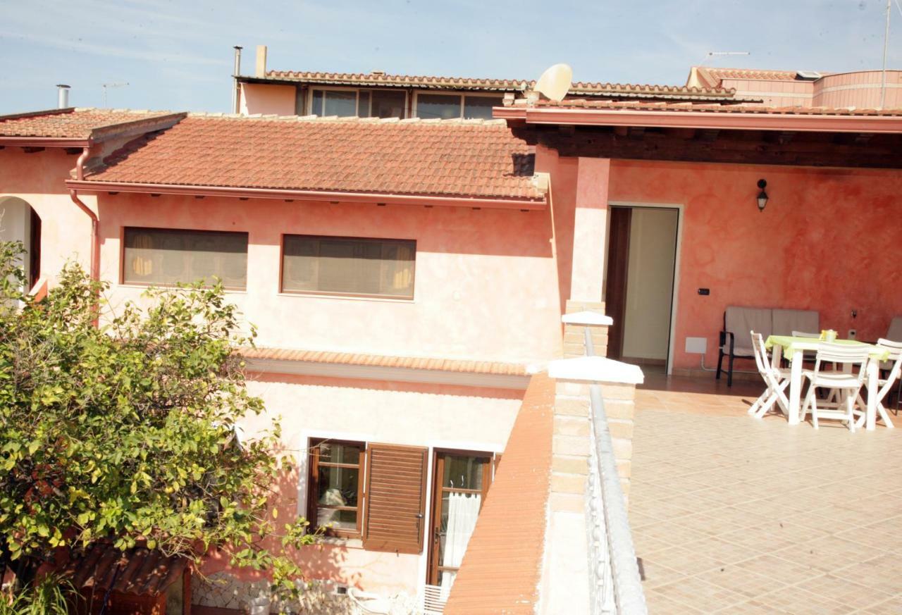 L'Isola Felice Apartment Monserrato Exterior photo